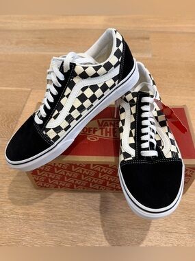 NWT Vans Old Skool Checkerboard Size 8.5